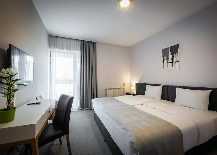 Bleecker Hotels