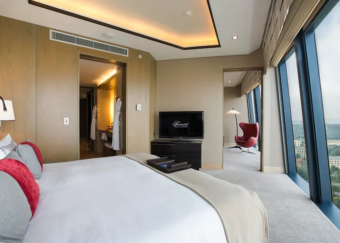 Fairmont Baku, Flame Towers