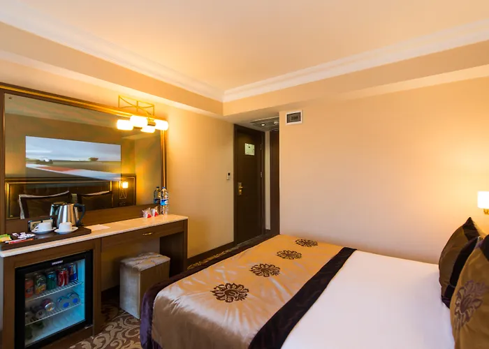 Hotel con piscina: Antea Hotel Oldcity -Special Category
