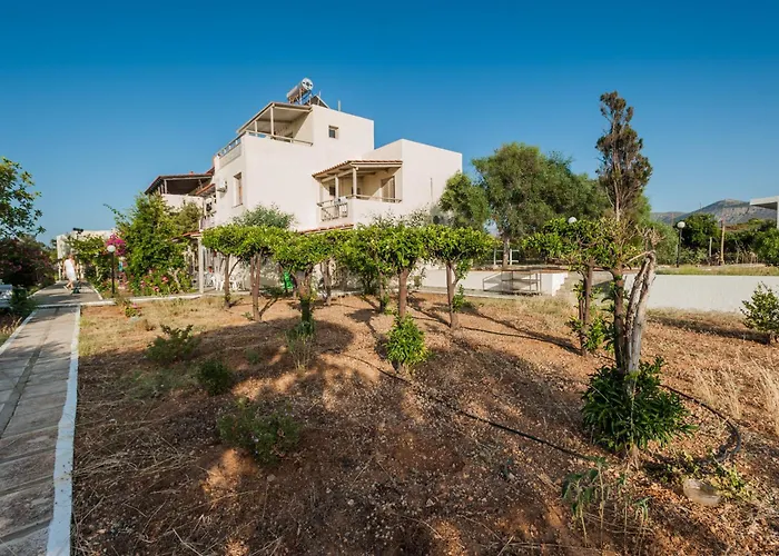 Panorama-Seaview Studios & Apartments