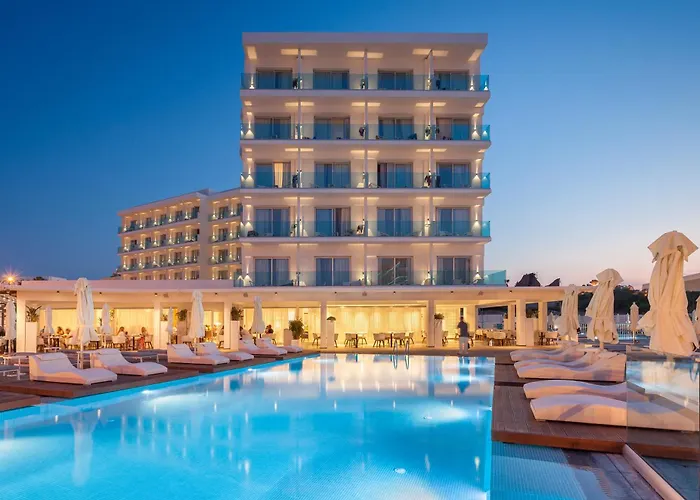  Blue Ivy & Suites (Adults Only)