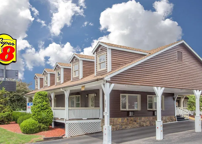 Motel: Super 8 By Wyndham Christiansburg