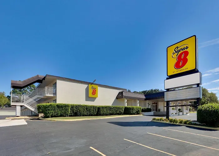 Hotel: Super 8 By Wyndham Fort Smith