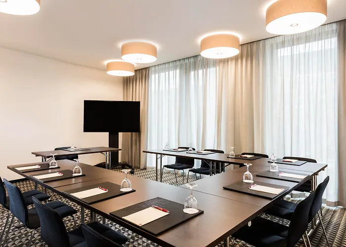 Hotel mit Whirlpool Adina Apartment
