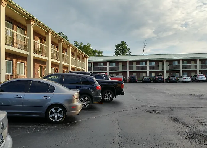 Quality Inn & Suites Gananoque 1000 Islands