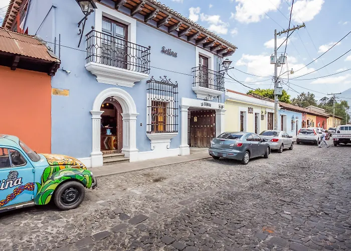 Hotel: Socialtel Antigua