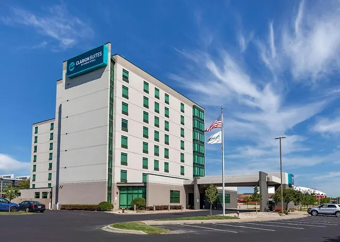 Clarion Suites At The Alliant Energy Center