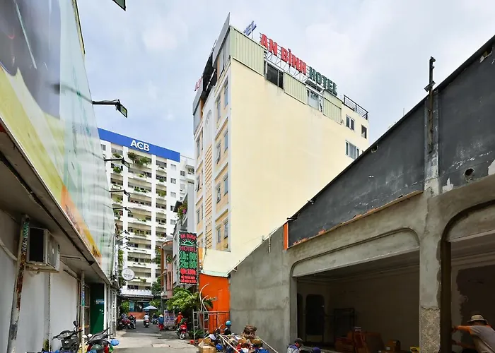 An Binh 2 Hotel Near Dam Sen Park