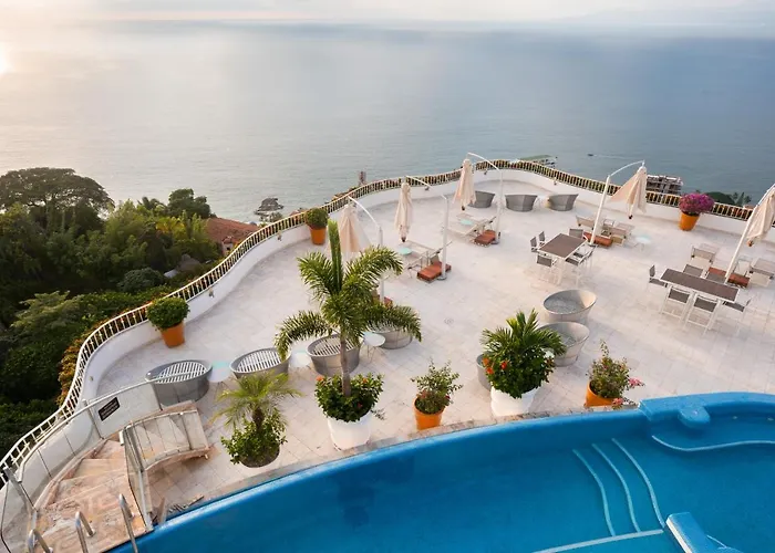 Grand Miramar All Luxury Suites&Residences