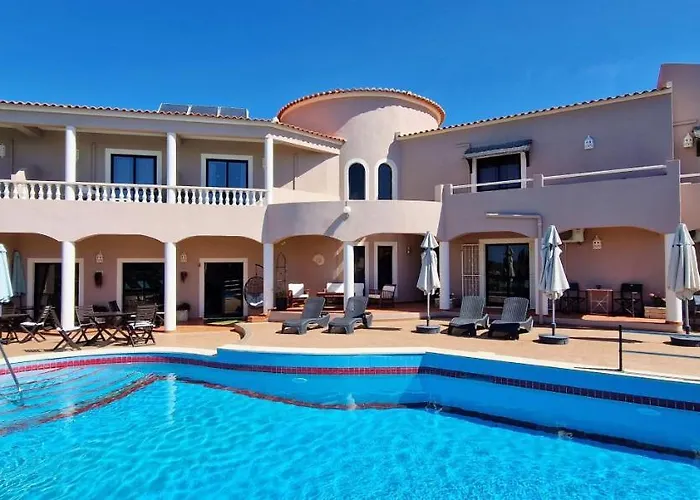 Hotel: Casa Rosa Montes