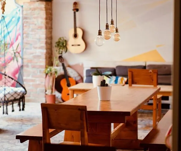 Herberg: Backpackers Home