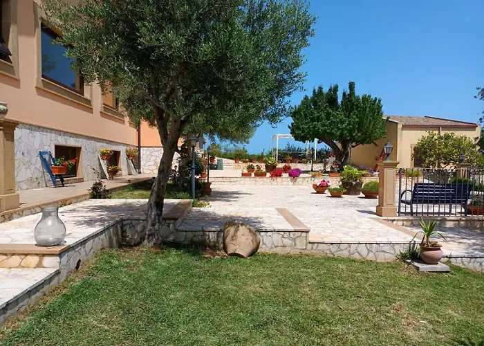  Il Poggetto Marzamemi B&B