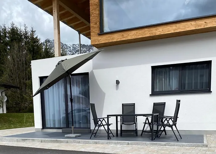 Ferienvermietung: Mountain Moments Tannheim - Familie Weber