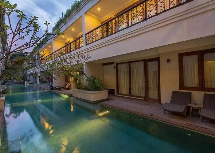 Hotel met uitzicht: Seminyak Lagoon All Suites Hotel