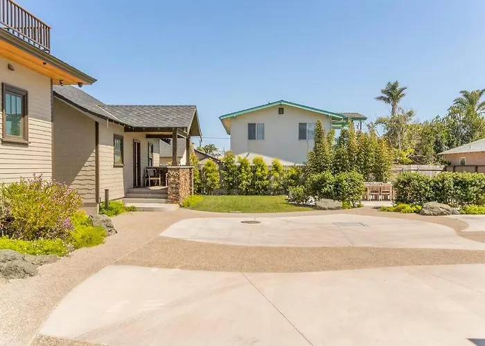 Pismo Cottages On Wadsworth