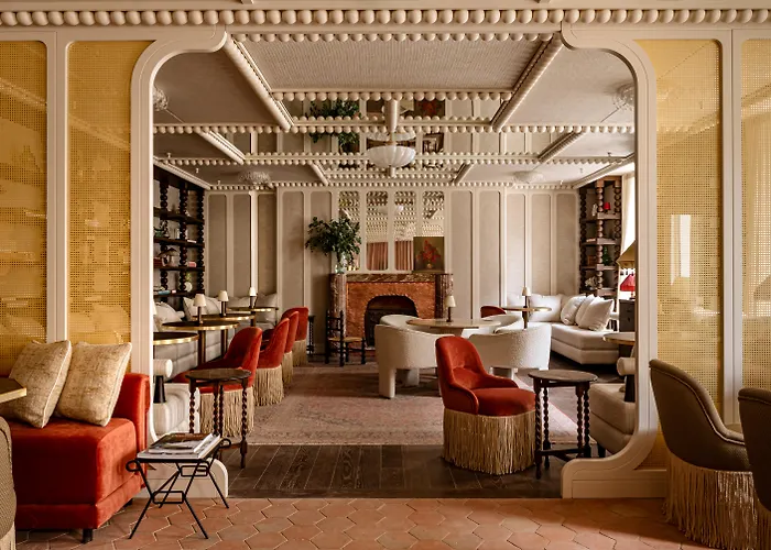 Chateau Des Fleurs & Spa Paris