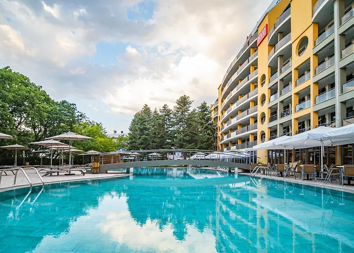 Hvd Viva Club Ultra All Inclusive - Private Beach & Free Parking