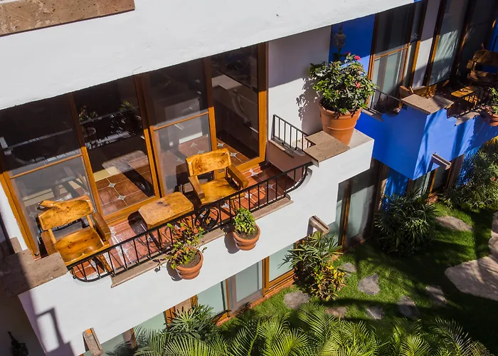 Hotel familiar: Casa Lotería -Pueblito Sayulita- Colorful, Family&Relax Experience with Private Parking&Pool
