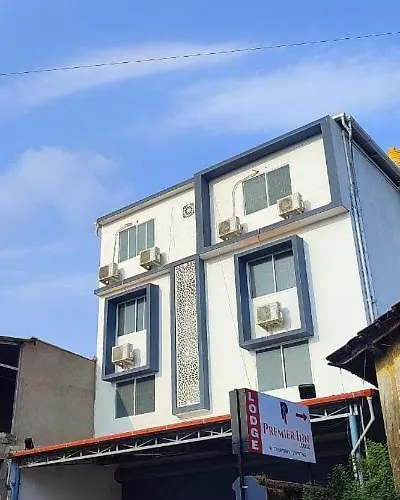 Cheap hotels Premier Lodge