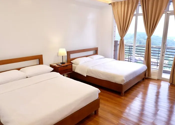 Hotels with a view Ecco Suites Baguio