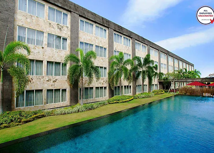 Hotels With Four Stars Aston Denpasar & Convention