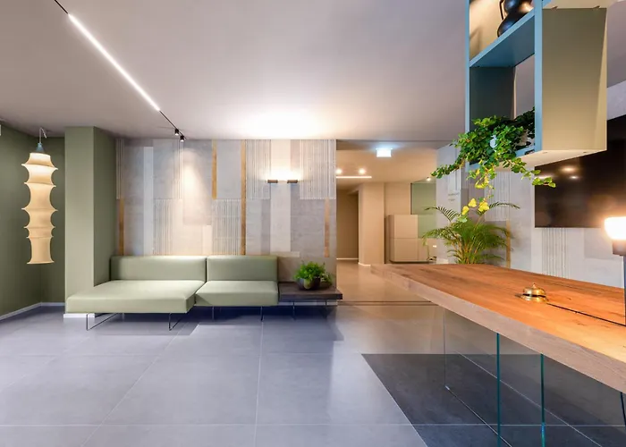 Open Hotel