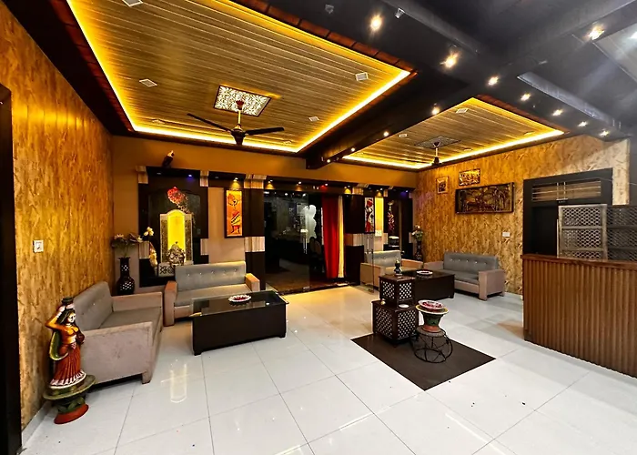 Family Hotel: Bundeli Farm Resort & Banquet Orchha