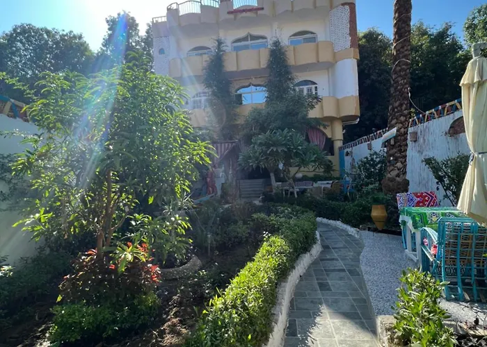 Mango Guest House
