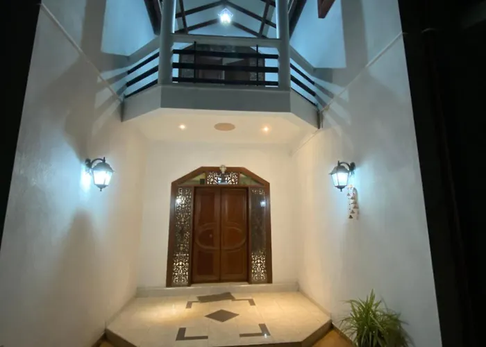 Casa de huéspedes: The Serene House