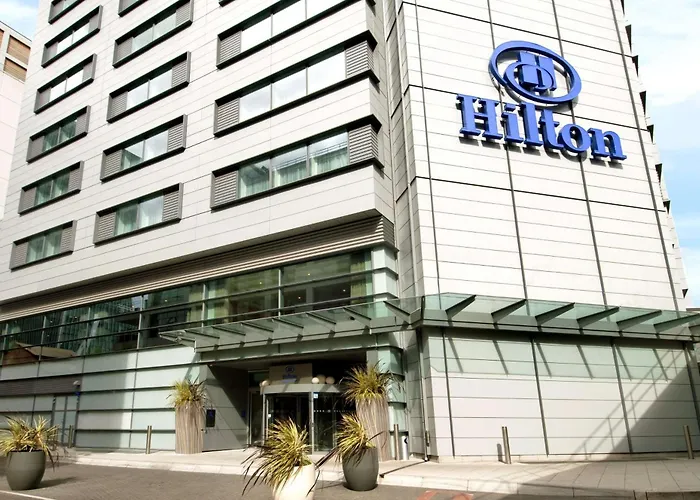 Pet Friendly hotel: Hilton London Canary Wharf