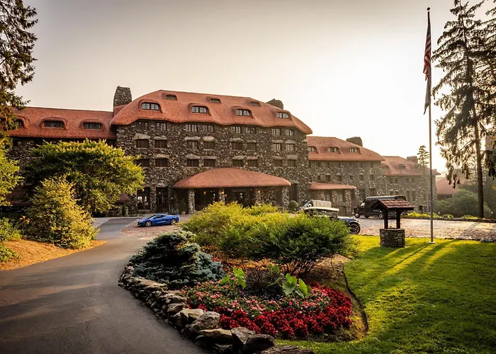 Resort: The Omni Grove Park Inn & Spa - Asheville