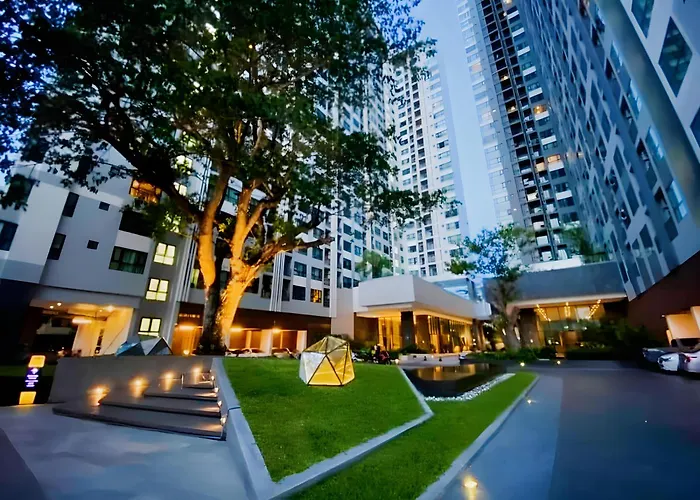  Base s At Central Pattaya
