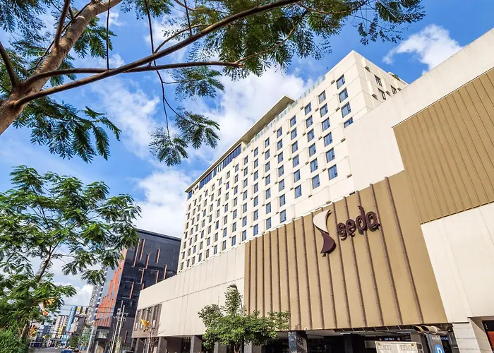 Boutique hotel only: Seda Manila Bay Near Ayala Malls