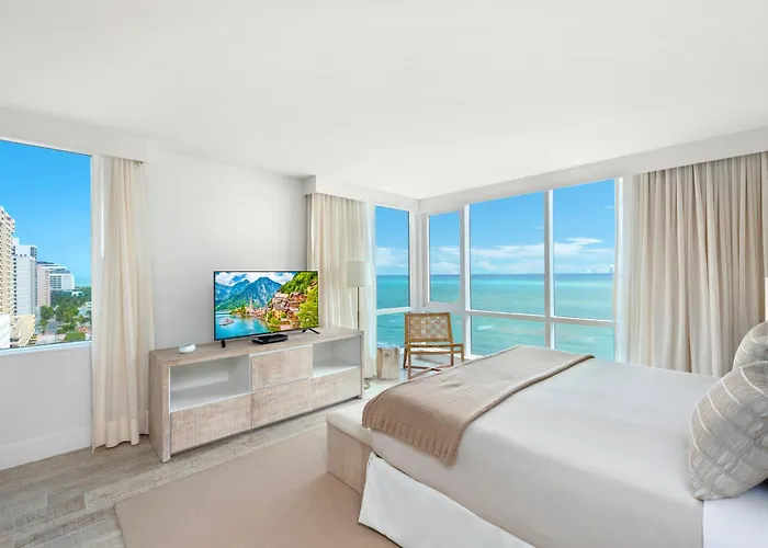 Oceanfront Private Condo at 1 Hotel&Homes -1219