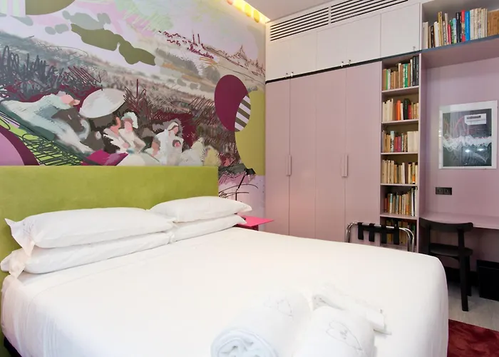Amor De Dios 17 Boutique Apartments
