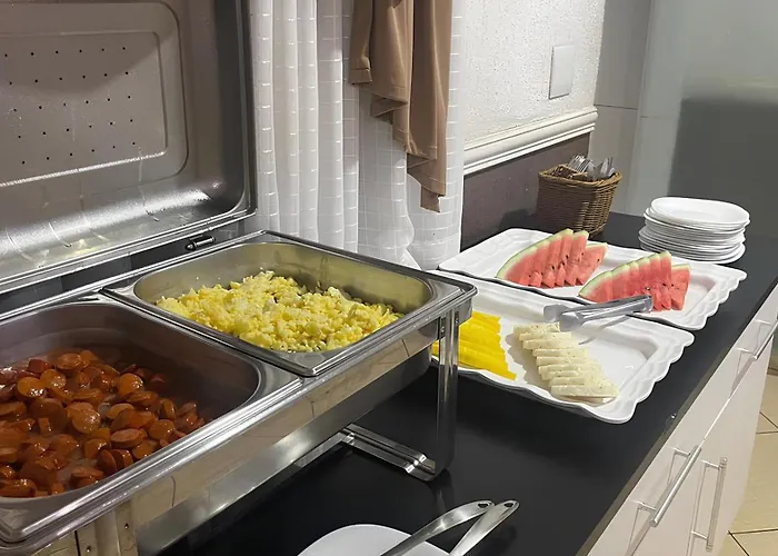 Tenda Brigadeiro - 5 Minutos a Pé do Metrô e Praça da Sé, 8 Minutos da Rua 25 de Março e Liberdade - Estacionamento Opcional