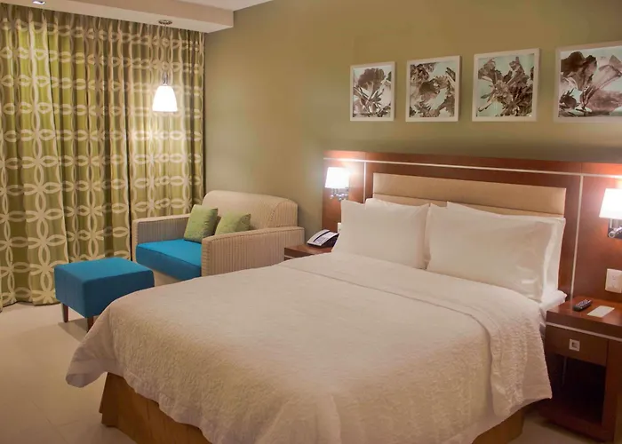 Hampton Inn By Hilton Merida