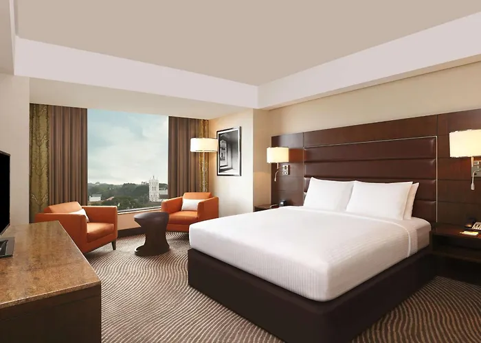 Beach Hotels Hilton Garden Inn, Trivandrum