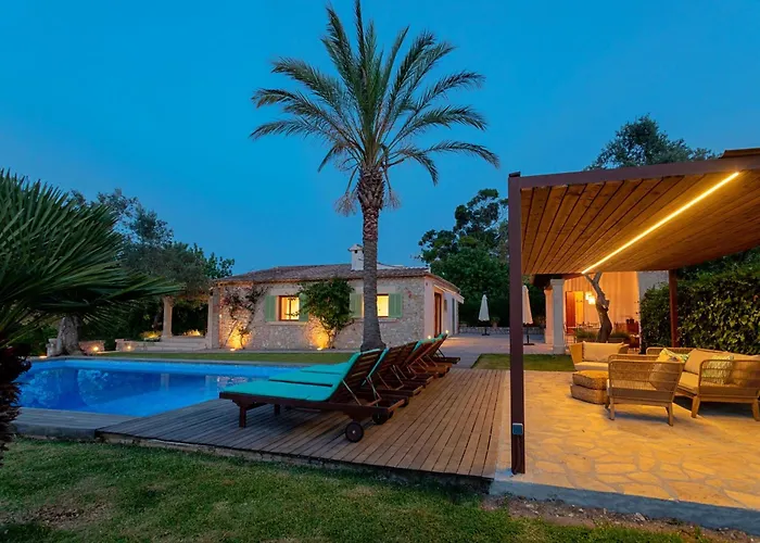 Villa Can Gallardo by Sealand Villas