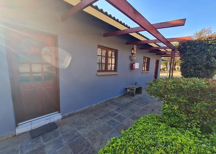 N4 Guest Lodge