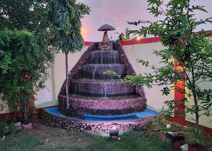 Family Hotel: Bundeli Farm Resort & Banquet Orchha