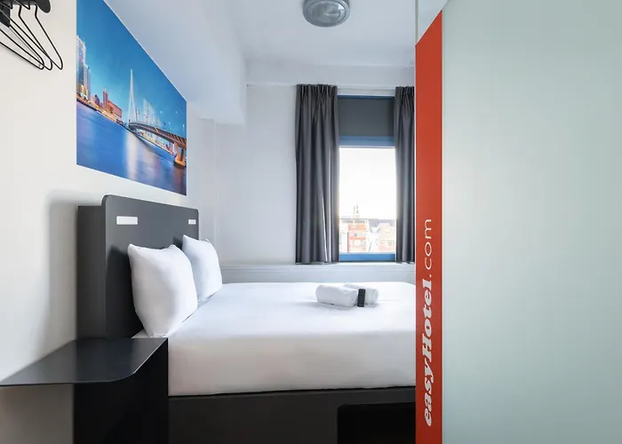 Easyhotel City Centre