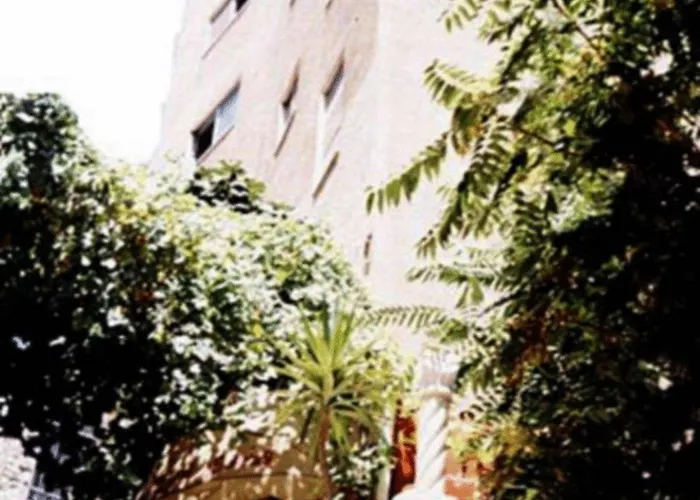The Hostels Farah