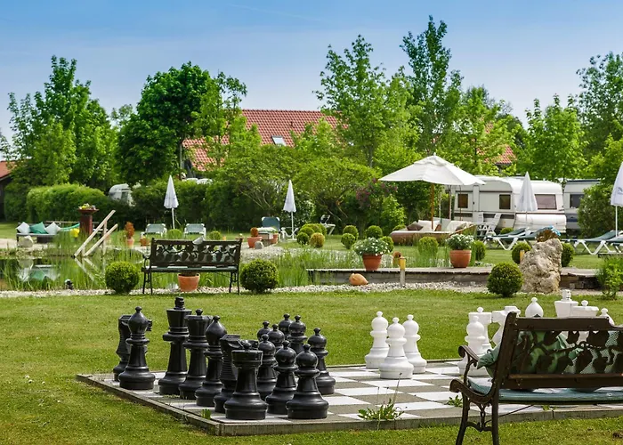 Urlaubsunterkunft Kur- Und Feriencamping Max 1