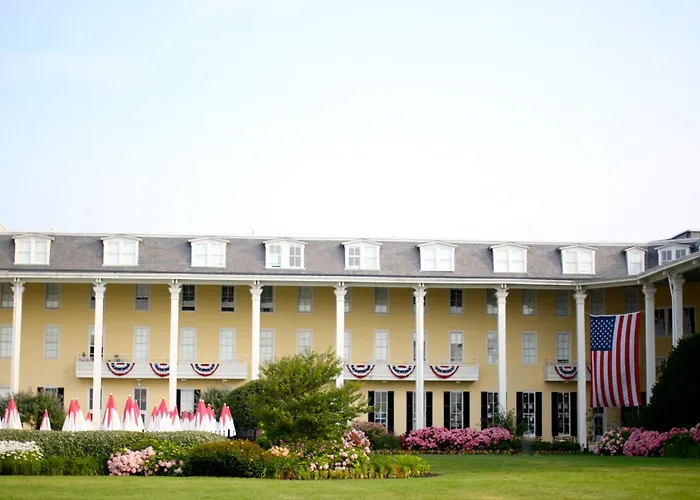 Hotel with pool: Congress Hall