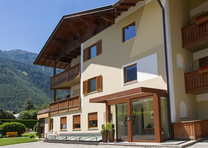 Ping Pong Hotel: Pension Sattlerenglhof