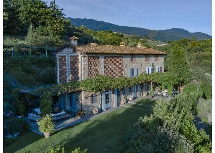 Villa: Villa Marlia 10