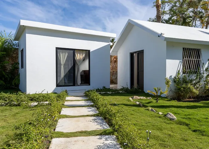 Maria Juana, Hostal Las Terrenas