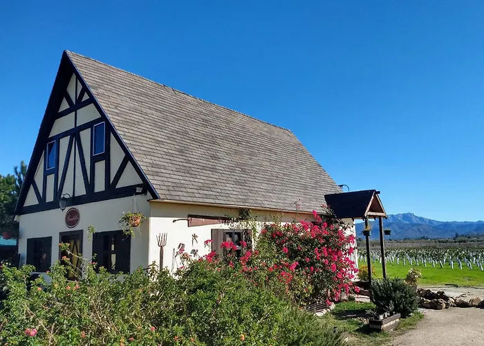 Fernabella'S Lodge