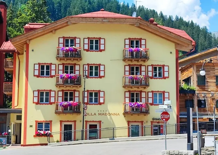 Hotel near College: Villa Madonna